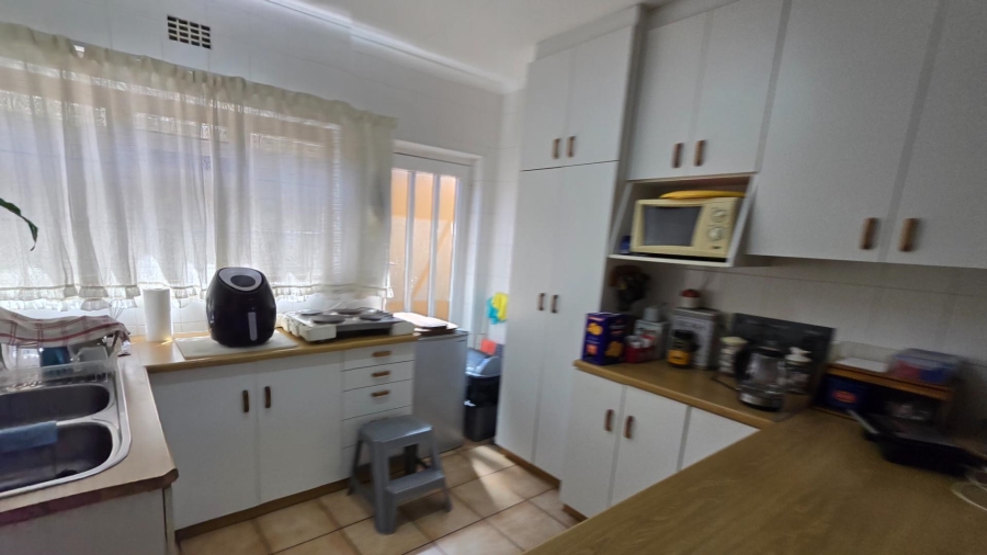 4 Bedroom Property for Sale in Wellway Park Western Cape